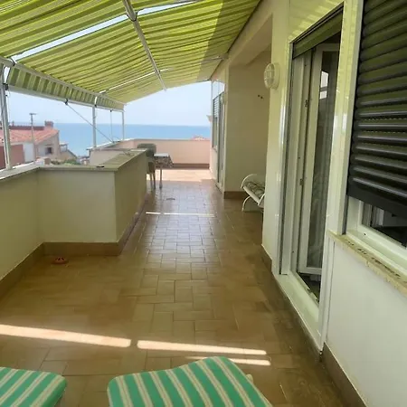 Vista Mare Apartment *